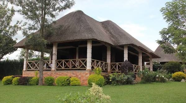 Mpogo Safari Lodge — located outside the park